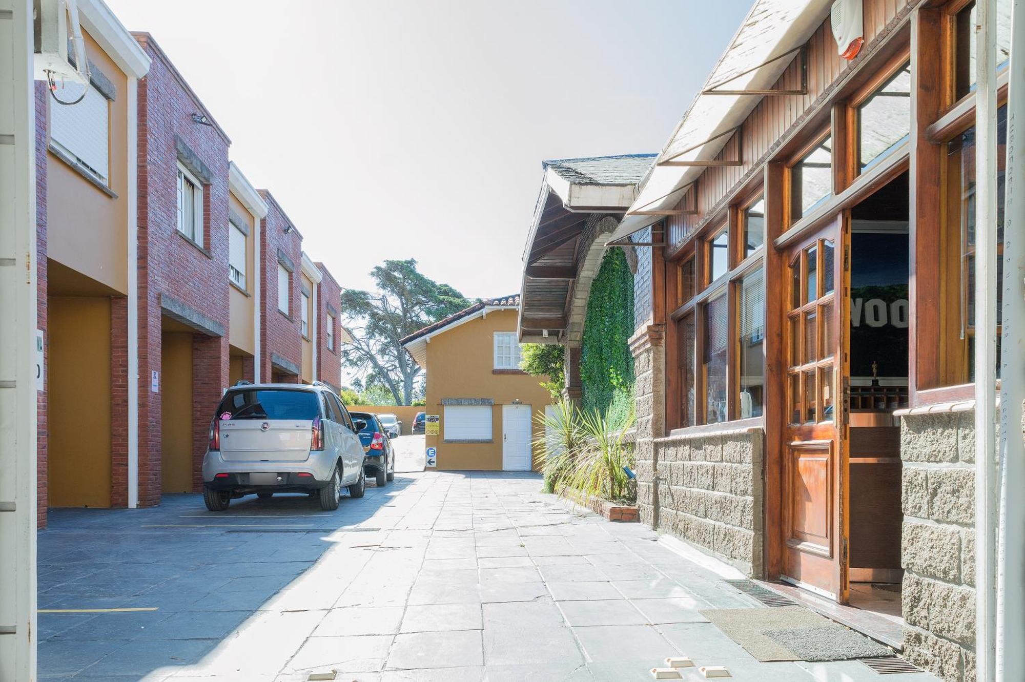 Hotel De Cine Las Golondrinas Villa Gesell Kültér fotó